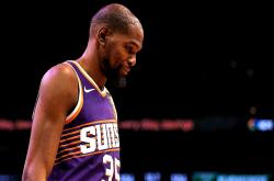 雷速体育下载-快船新秀表现抢眼，或成球队希望