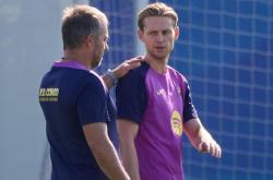 雷速体育比分官网-拜仁爆冷瓦伦西亚，德容统治全场的简单介绍