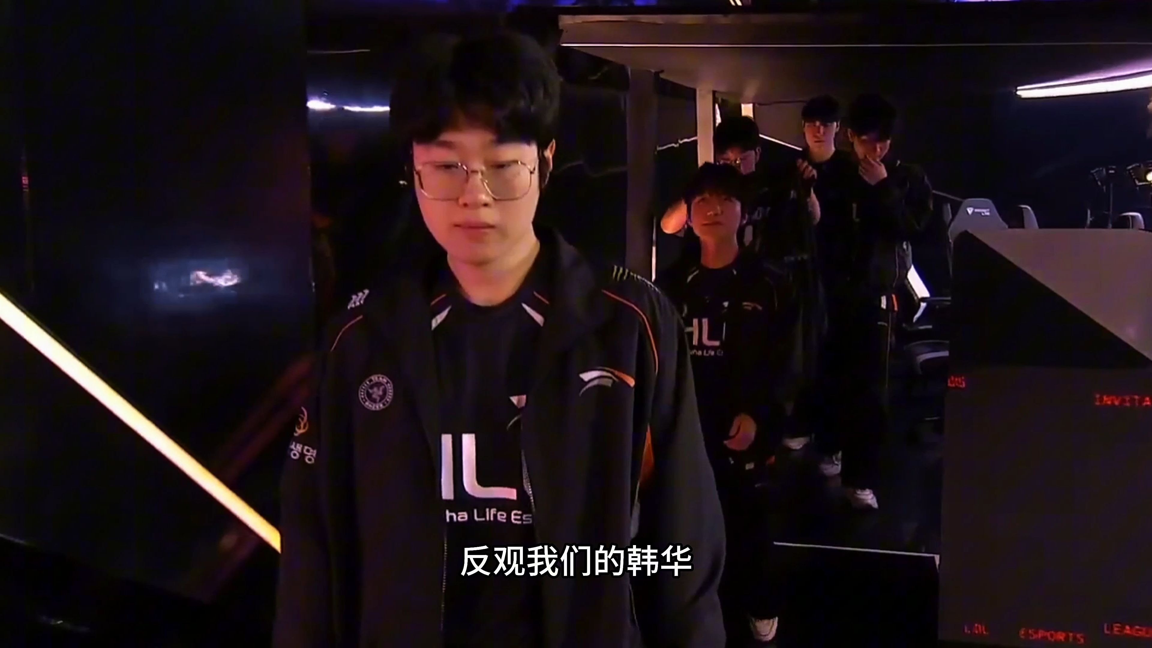 HLE碾压GEN,Knight团战一打五入围赛2:0(首尔) HLE碾压GEN,Knight团战一打五入围赛2:0(首尔)