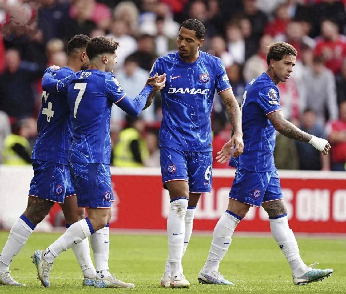 热刺中场状态回升，向英超争冠发起冲击的简单介绍